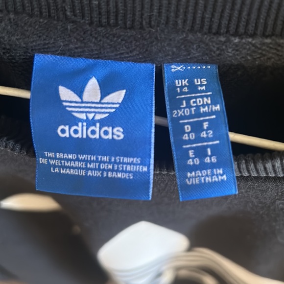 Black Adidas pullover - Picture 3 of 3